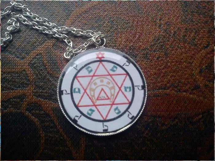 Bùa ngải đánh bài