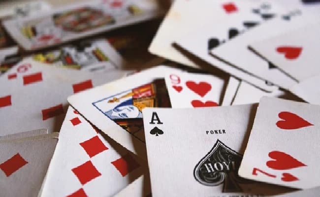 Bài nói dối – Hướng dẫn cách chơi đơn giản mà lại dễ thắng